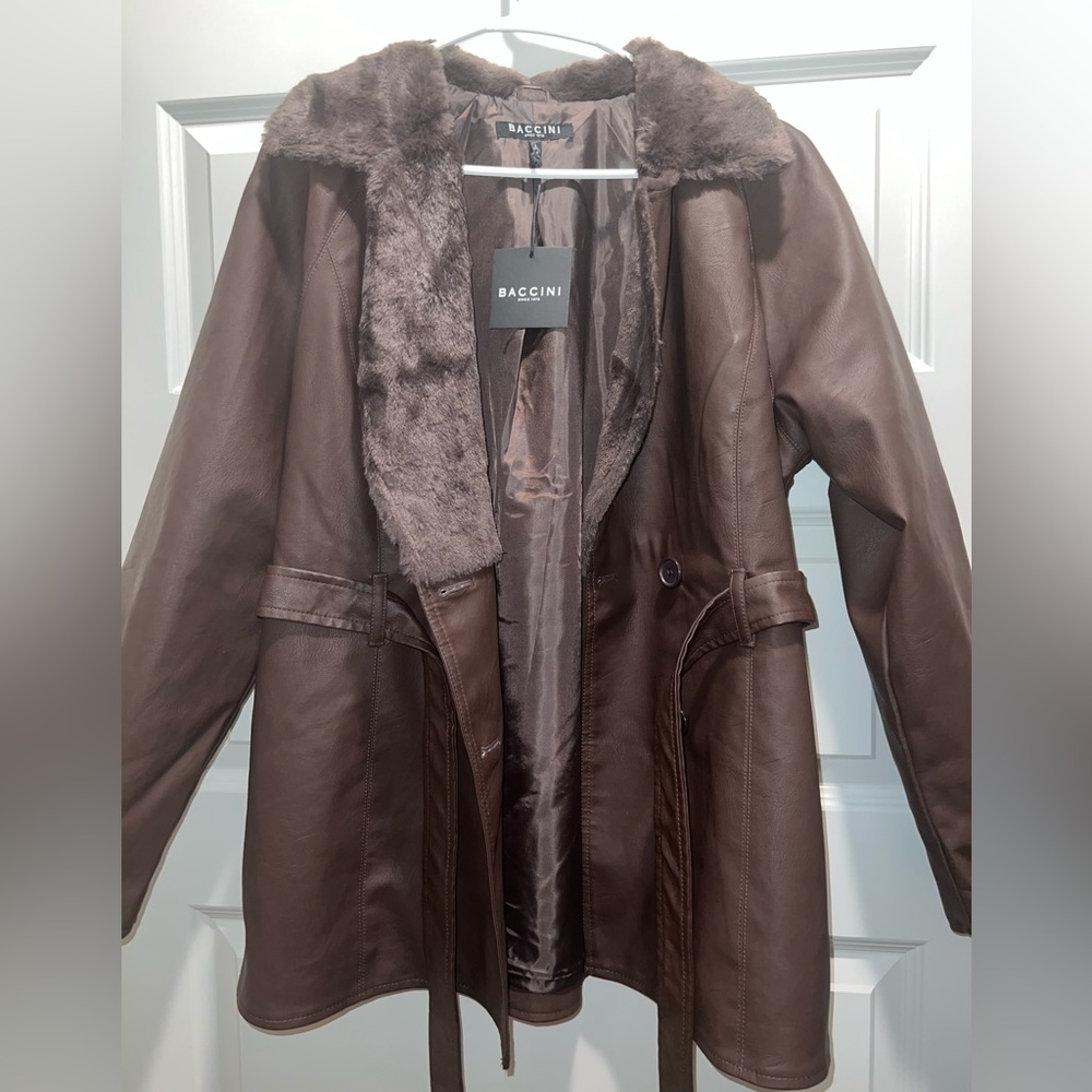 brown L, baccini leather jacket